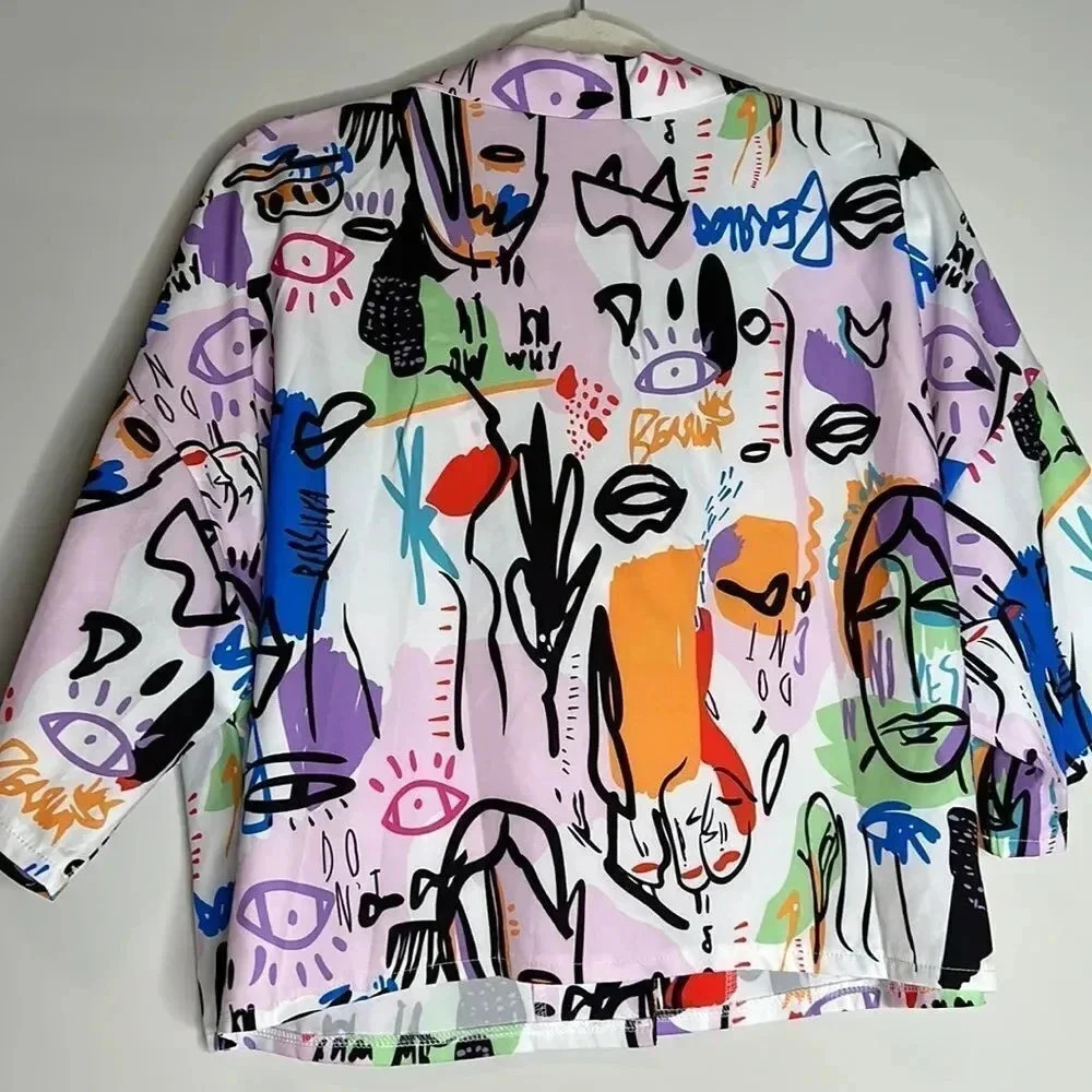SHEIN Curve Grapic Print Top - Picture 7 of 9
